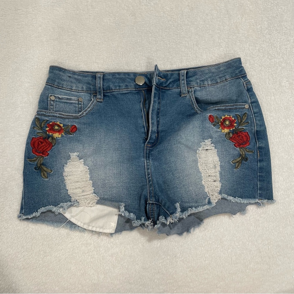 Women's Tinseltown Embroidered Jean Shorts
